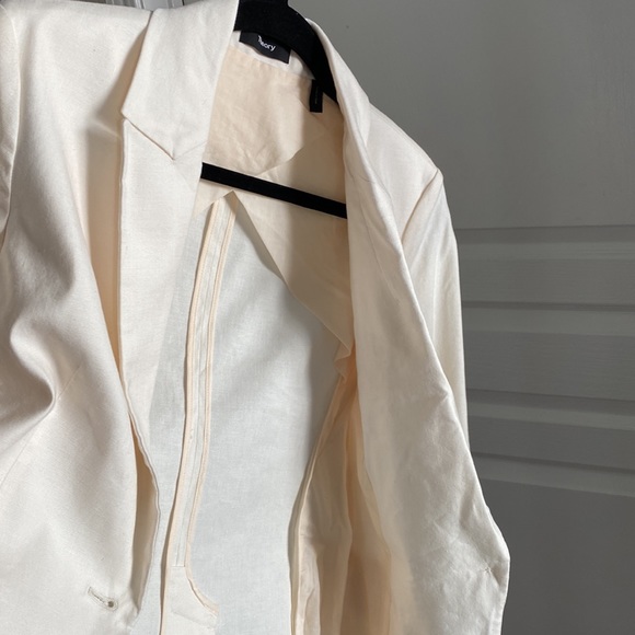 Theory Etiennette Elongated Stretch Linen Blazer, White Size 4 - Picture 8 of 9